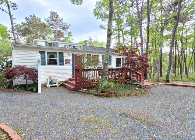 Property at 310 Old Chatham Rd Unit E-52, South Dennis, MA 02660, 3 beds, 1.5 baths