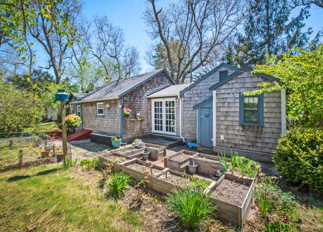 Property at 35 Old County Road 1 #1, Eastham, MA 02642, 3 beds, 2 baths