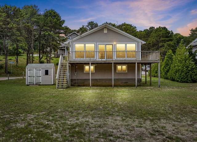 Property at 135 Indian Neck Rd, Wellfleet, MA 02667, 3 beds, 1.5 baths