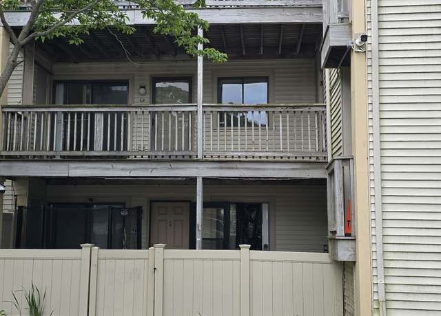 Property at 800 Bearse's Way Way Unit 5NB, Hyannis, MA 02601, 3 beds, 2 baths