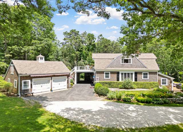 Property at 34 Harbor Dr, Pocasset, MA 02559, 4 beds, 2.5 baths