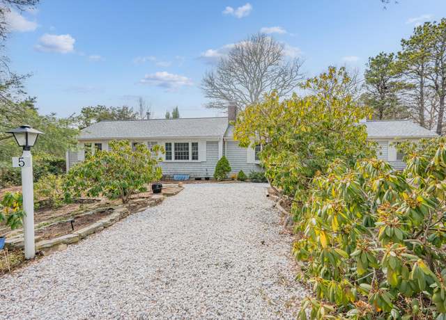 Property at 5 Matheson Rd, Brewster, MA 02631, 2 beds, 1.5 baths