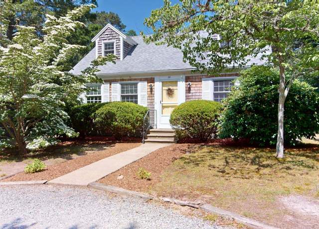 Property at 26 Newport Rd, Brewster, MA 02631, 5 beds, 2 baths
