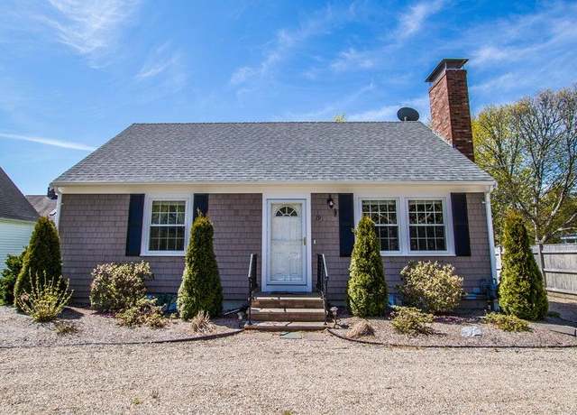 Property at 19 Nickerson Rd #2, Cotuit, MA 02635, 2 beds, 1 bath