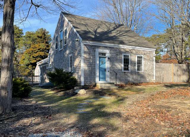 Property at 3 Seagull Ln, Harwich, MA 02645, 4 beds, 2 baths