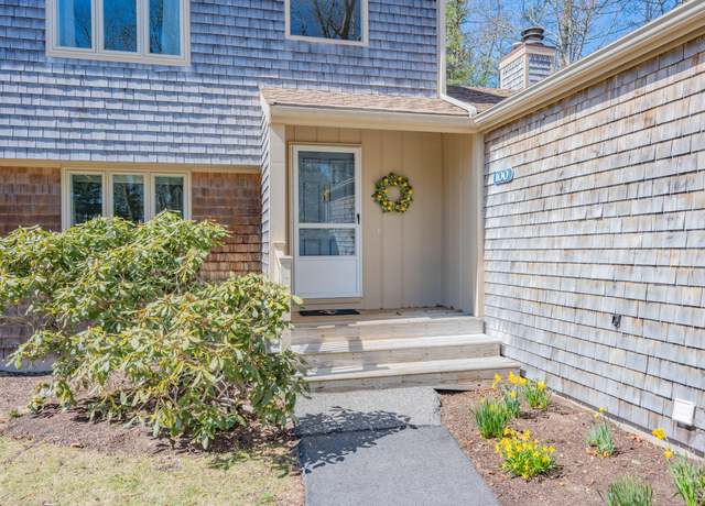 Property at 100 Falmouthport Dr, East Falmouth, MA 02536, 3 beds, 2.5 baths