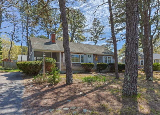 Property at 19 Hickory Ln, South Dennis, MA 02660, 2 beds, 1 bath