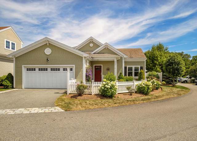Property at 21 Saltwater Cir, Mashpee, MA 02649, 3 beds, 3.5 baths