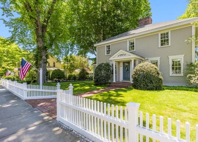Property at 51 Main St, Falmouth, MA 02540, 4 beds, 4.5 baths