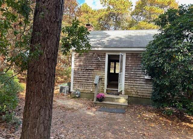 Property at 127 Oak Hill Rd, Chatham, MA 02633, 2 beds, 1 bath
