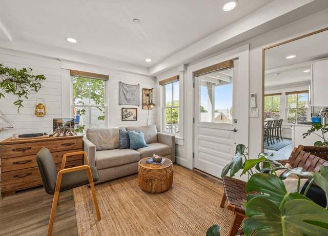Property at 58 Bradford St Unit U5, Provincetown, MA 02657, 1 bed, 1 bath