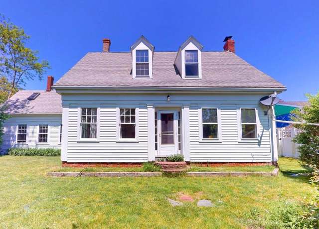 Property at 289 Bradford St, Provincetown, MA 02657, 6 beds, 4 baths