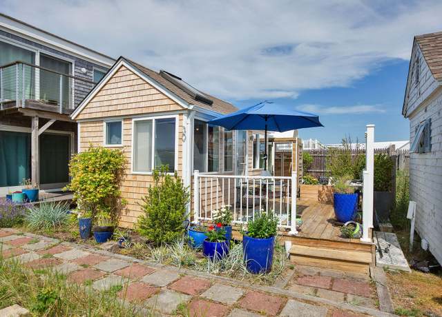 Property at 963 Commercial St Unit U30, Provincetown, MA 02657, 1 bed, 1 bath