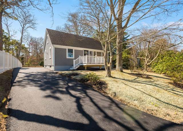 Property at 84 Lake Shore Dr, Hatchville, MA 02536, 4 beds, 1 bath