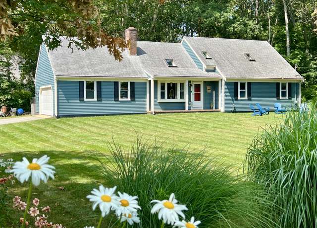 Property at 11 Cross Hill Rd, Forestdale, MA 02644, 3 beds, 2 baths
