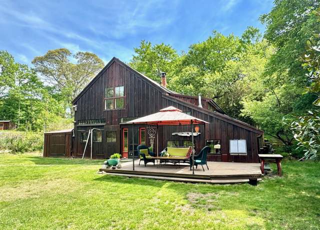 Property at 31 Monument Rd, Orleans, MA 02653, 2 beds, 1 bath