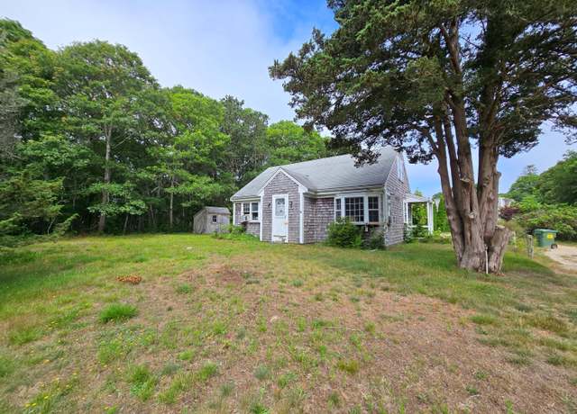 Property at 18 Cole Pl, Orleans, MA 02653, 3 beds, 2 baths