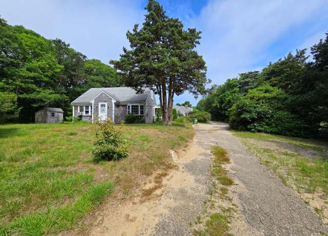 Property at 18 Cole Pl, Orleans, MA 02653, 3 beds, 2 baths