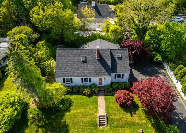 Property at 7 Sunrise Ave, Plymouth, MA 02360, 3 beds, 2 baths