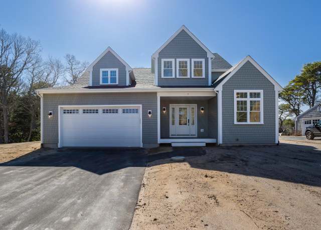 Property at 7 Sunset Pines Rd, South Yarmouth, MA 02664, 3 beds, 2.5 baths
