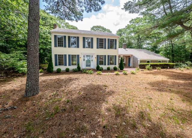 Property at 15 Heritage Dr, Orleans, MA 02653, 4 beds, 2.5 baths
