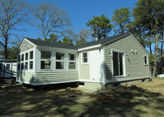 Property at 30 Circle Dr, Eastham, MA 02642, 1 bed, 1 bath