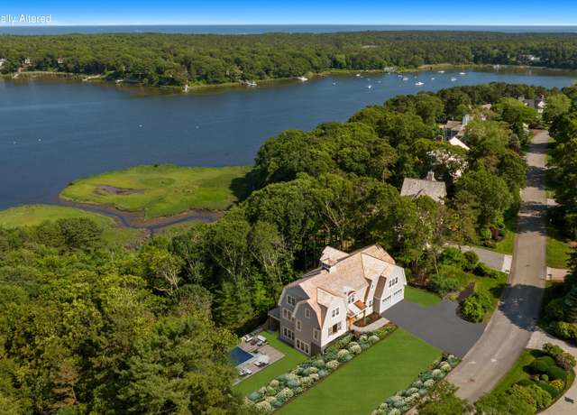 Property at 61 Shoestring Bay Rd, Mashpee, MA 02649, 6 beds, 7 baths
