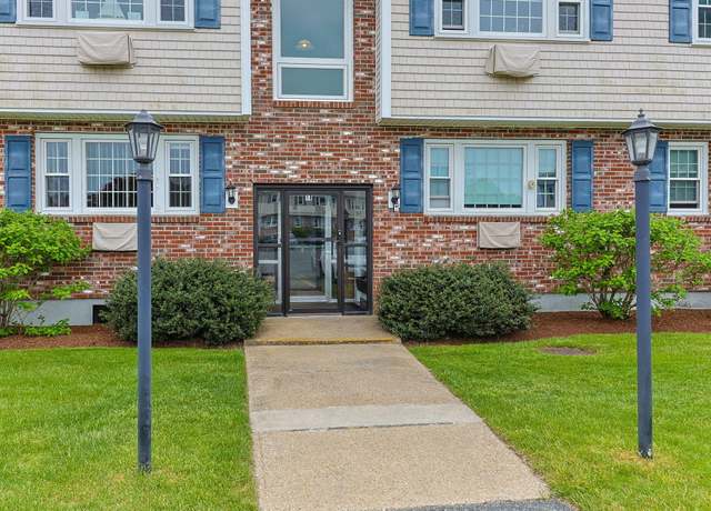 Property at 18 South St Unit 1-2, Dennis Port, MA 02639, 2 beds, 1 bath