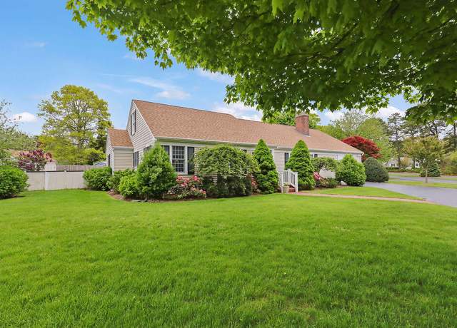 Property at 8 Viking Rock Rd, South Yarmouth, MA 02664, 2 beds, 2 baths