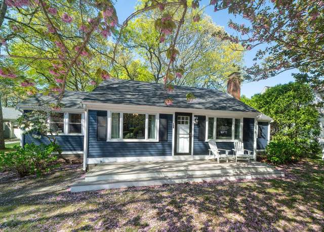 Property at 109 Pond St, South Yarmouth, MA 02664, 3 beds, 1.5 baths