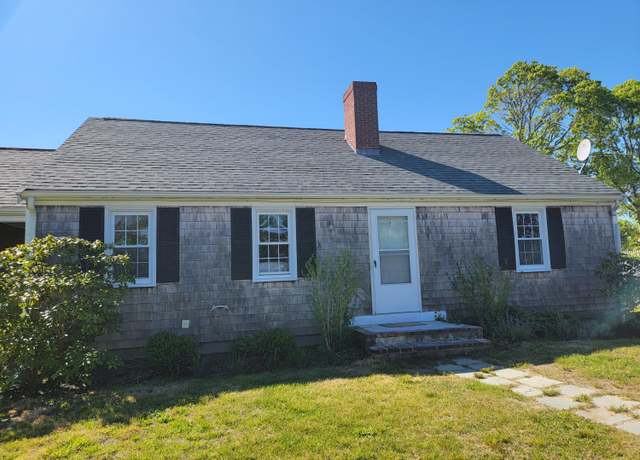 Property at 25 & 27 Merrymount Rd Unit 25 & 27, West Yarmouth, MA 02673, 3 beds, 2 baths