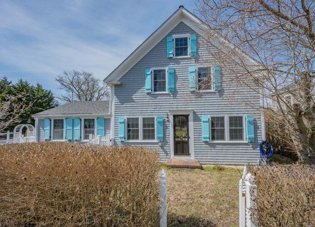 Property at 9 Pine Tree Dr, Centerville, MA 02632, 3 beds, 2 baths