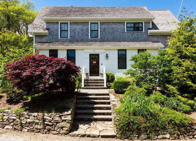 Property at 17 Point St, Provincetown, MA 02657, 3 beds, 3.5 baths