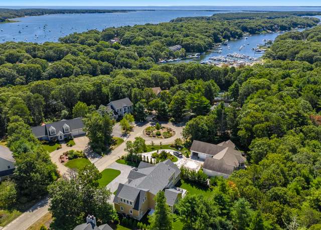 Property at 79 Rivers Edge Rd, East Falmouth, MA 02536, 4 beds, 4.5 baths
