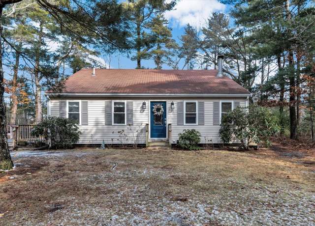 Property at 7 Summer St, Wareham, MA 02571, 3 beds, 1 bath