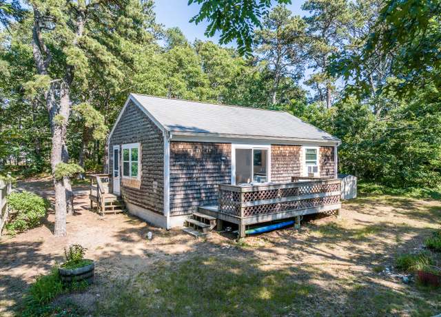 Property at 60 Long Ave Unit E, Wellfleet, MA 02667, 2 beds, 1 bath