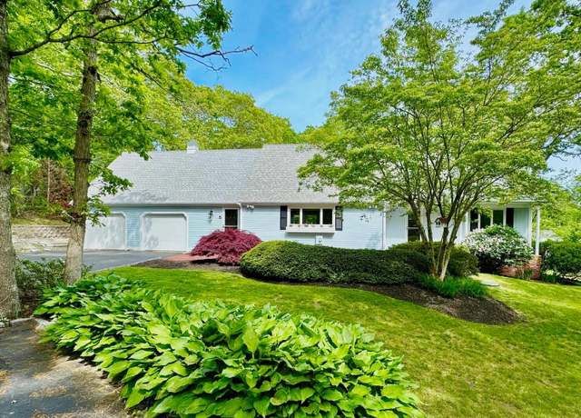 Property at 5 Horseshoe Cir, Sandwich, MA 02563, 3 beds, 4 baths