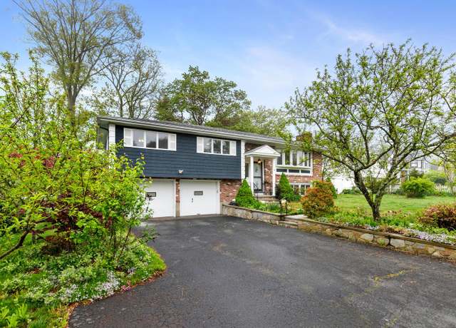 Property at 88 Hilltop St, Milton, MA 02186, 3 beds, 2.5 baths