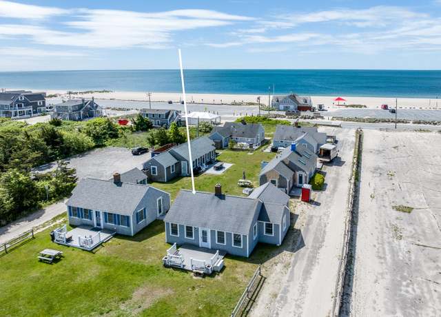 Property at 1006 Craigville Beach Rd #4, Centerville, MA 02632, 3 beds, 2 baths