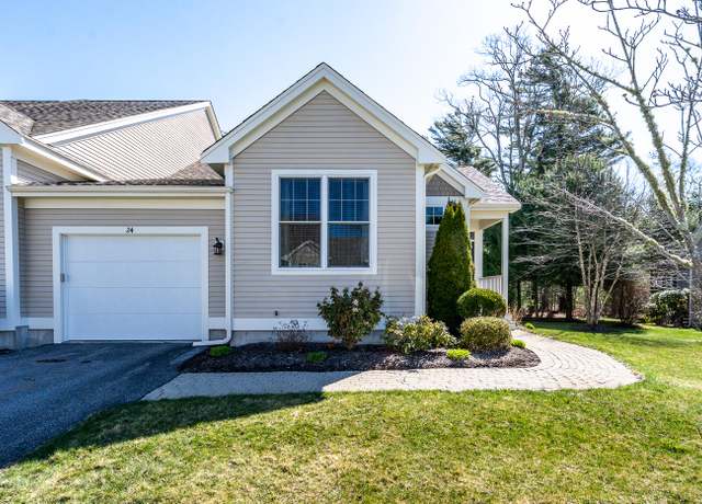 Property at 24 Grey Hawk Dr, Mashpee, MA 02649, 2 beds, 2 baths