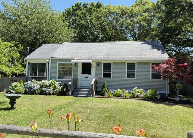 Property at 32 Ruby St, West Yarmouth, MA 02673, 2 beds, 1 bath