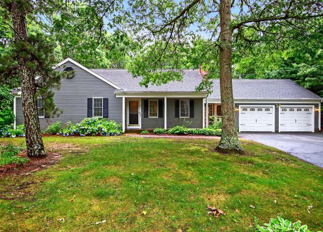Property at 19 Sandpiper Ln, Brewster, MA 02631, 3 beds, 2 baths