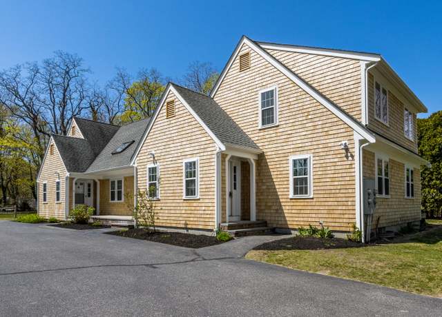 Property at 176 Palmer Ave Unit 1, Falmouth, MA 02540, 2 beds, 1.5 baths