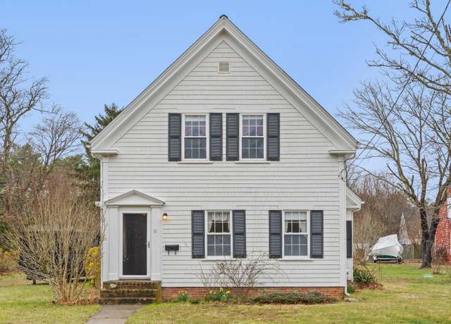 Property at 11 Maple Ave, Kingston, MA 02364, 4 beds, 1 bath