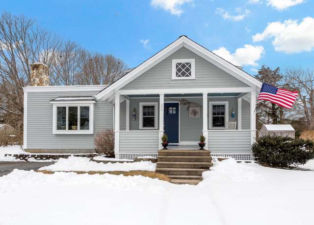 Property at 33 Chase St, Hyannis, MA 02601, 3 beds, 2 baths