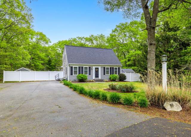Property at 19 Katian Way, Mashpee, MA 02649, 3 beds, 2.5 baths