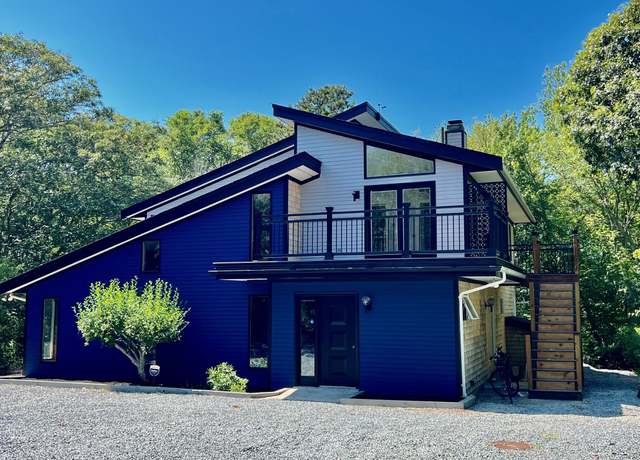Property at 86 Harry Kemp Way #2, Provincetown, MA 02657, 2 beds, 2 baths