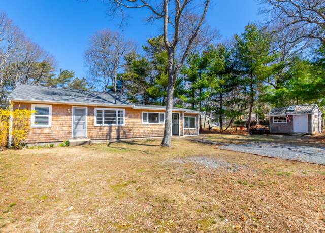 Property at 16 Edgewood Dr, East Falmouth, MA 02536, 2 beds, 1 bath