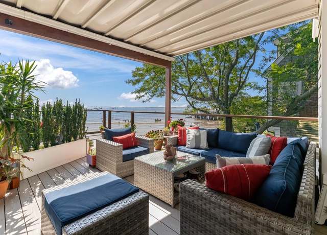 Property at 93 Commercial St Unit 6, Provincetown, MA 02657, 1 bed, 1 bath