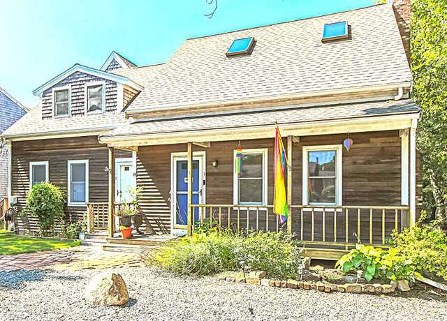 Property at 14 Nelson Ave, Provincetown, MA 02657, 5 beds, 5 baths